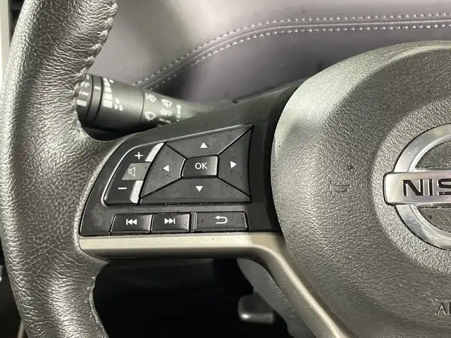 日産 セレナ ハイウェイスター 福岡県 2020(令2)年 5.8万km ダイヤモンドブラック 純正メモリナビ/・CD/DVD/BT/フルセグTV/・全方位モニター/フリップダウンモニター/エマージェンシーブレーキ/ブラインドスポットモニター/コーナーセンサー/両側パワースライドドア/前方ドライブレコーダー/LEDヘッドライト/・オートライト/ETC/リアサンシェード/純正フロアマット/ドアバイザー