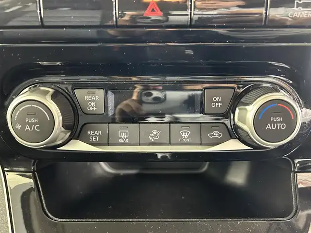 日産 セレナ ハイウェイスター V 佐賀県 2020(令2)年 5.8万km ダイヤモンドブラック 純正10インチナビ/CD/DVD/Bluetooth/フルセグTV/全方位モニター/フリップダウンモニター/エマージェンシーブレーキ/ブラインドスポットモニター/コーナーセンサー/両側パワースライドドア/前方ドライブレコーダー/LEDヘッドライト/オートライト/ETC/リアサンシェード/純正フロアマット/ドアバイザー