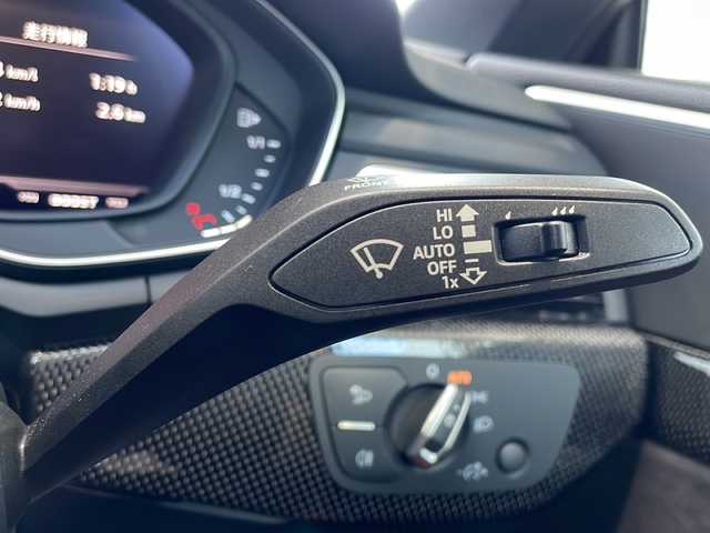 アウディ Ｓ５ 愛知県 2018(平30)年 9.2万km ミトスブラックメタリック /正規ディーラー車//禁煙車//バーチャルコックピット//後期型グリル//メーカーメモリナビ//フルセグTV/BT/AM/FM/CD/DVD/SD/USB/AUX//バックカメラ//ビルトインETC2.0//ドライブレコーダー//前席パワーシート//運転席シートメモリー//前席シートヒーター//前席マッサージ機能付き//赤革シート//カーボンインテリア//ESC//純正20インチAW//ACC//パーキングエイド//パークアシスト//エフィシェントアシスト//サイドアシスト//アウディプレセンス//アクティブレーンアシスト//電格オートリトラクタブルミラー//LEDオートライト//F・Rフォグ//オートハイビーム//革巻きステアリング//パドルシフト//ステアリングスイッチ//12V・USB電源//スマートキー//保証書/取説/記録簿R1-R3　R5-R6//スペアキー有//純正19インチAW有//純正グリル有