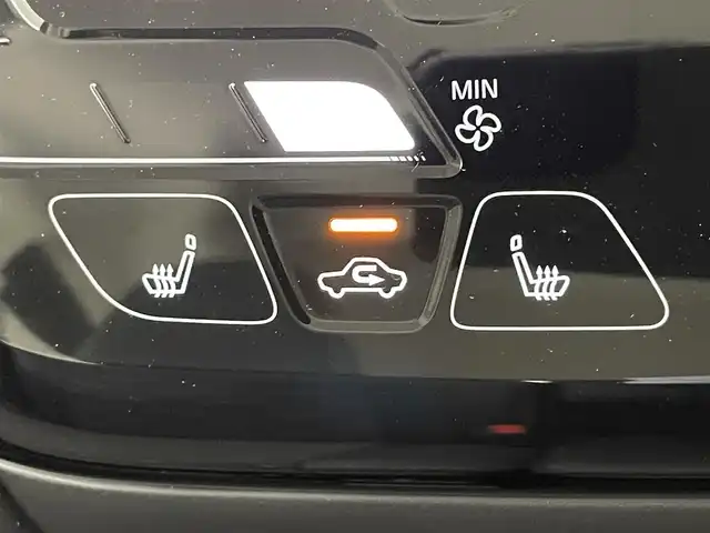 三菱 デリカミニ T プレミアム 愛知県 2025(令7)年 0.1千km 緑 届出済未使用車/純正９インチディスプレイオーディオ/デジタルインナーミラー/アラウンドビューモニター/マイパイロット/パドルシフト/両側パワースライドドア/レーダークルーズコントロール/シートヒーター/LEDオートライト/フォグランプ/ステアリングヒーター/ETC/コーナーセンサー/純正アルミホイール/ハーフレザーシート/禁煙車