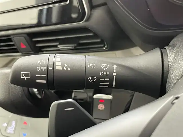 三菱 デリカミニ T プレミアム 愛知県 2025(令7)年 0.1千km 緑 届出済未使用車/純正９インチディスプレイオーディオ/デジタルインナーミラー/アラウンドビューモニター/マイパイロット/パドルシフト/両側パワースライドドア/レーダークルーズコントロール/シートヒーター/LEDオートライト/フォグランプ/ステアリングヒーター/ETC/コーナーセンサー/純正アルミホイール/ハーフレザーシート/禁煙車