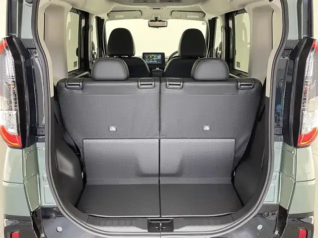 三菱 デリカミニ T プレミアム 愛知県 2025(令7)年 0.1千km 緑 届出済未使用車/純正９インチディスプレイオーディオ/デジタルインナーミラー/アラウンドビューモニター/マイパイロット/パドルシフト/両側パワースライドドア/レーダークルーズコントロール/シートヒーター/LEDオートライト/フォグランプ/ステアリングヒーター/ETC/コーナーセンサー/純正アルミホイール/ハーフレザーシート/禁煙車