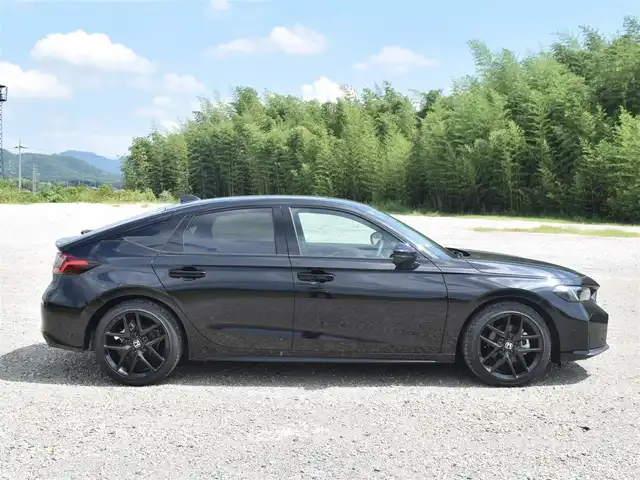 ホンダ シビック RS 兵庫県 2024(令6)年 0.1万km 黒 純正9型ナビ/バックモニター/ETC2.0/BOSEサウンドスピーカー/パワーシート/シートヒーター/ハーフレザーシート/置くだけ充電/純正アルミホイール/LEDヘッドライト/オートライト