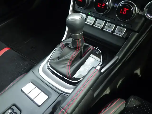スバル ＢＲＺ S 千葉県 2022(令4)年 1.6万km クリスタルホワイトP アイサイト/スバルリヤビークルディテクション/SRH（ステアリング・レスポンシブ・ヘッドランプ）/レーダークルーズコントロール/STiエアロ/9インチ社外メモリーナビ/地デジTV/【DVD/CD再生機能】/バックカメラ/ドライブレコーダー/ハーフレザーシート/前席シートヒーター/革巻きステアリング/ステアリングスイッチ/パドルシフト/ETC（2.0）/LEDヘッドライト/リアコーナーセンサー/純正18インチアルミホイル/サイド/カーテンエアバッグ/キーレスアクセス
