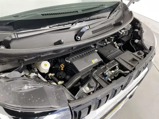 三菱 デリカミニ T プレミアム 滋賀県 2025(令7)年 0.1千km パールⅡ 未使用車/純正9インチディスプレイオーディオ/Bluetooth/AppleCarPlay/AndoroidAuto/全方位カメラ/両側電動スライド/ハーフレザー/4WD/クリアランスソナー/LEDヘッドライト/オートライト/オートハイビーム/レーンキープ/衝突軽減/シートヒーター（D/N）/ステアリングヒーター/ヒルディセントコントロール/電動パーキングブレーキ/オートブレーキホールド/DiM/パドルシフト/MI-PILOT/プッシュスタート/スマートキー/ステアリングリモコン