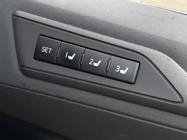 トヨタ アルファード S Cパッケージ 山形県 2016(平28)年 7.4万km ラグジュアリーホワイトパールクリスタルシャインガラスフレーク 当店買取車/　モデリスタエアロ/　純正１０型ナビ/　純正後席モニター/　ステアリングヒーター/　レーダークルーズコントロール/　バックカメラ/　両側パワースライド/　オットマン/　Ｄ／Ｎパワーシート/　ＰＷバックドア/　LEDヘッドライト/　ETC/　保証書・取説・スペアキー