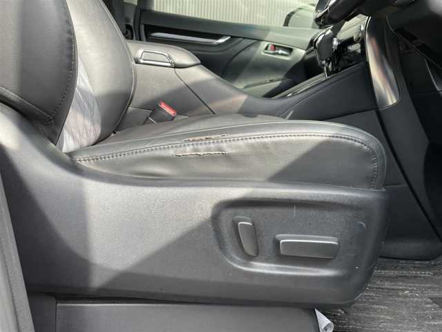 トヨタ アルファード S Cパッケージ 山形県 2016(平28)年 7.4万km ラグジュアリーホワイトパールクリスタルシャインガラスフレーク 当店買取車/　モデリスタエアロ/　純正１０型ナビ/　純正後席モニター/　ステアリングヒーター/　レーダークルーズコントロール/　バックカメラ/　両側パワースライド/　オットマン/　Ｄ／Ｎパワーシート/　ＰＷバックドア/　LEDヘッドライト/　ETC/　保証書・取説・スペアキー