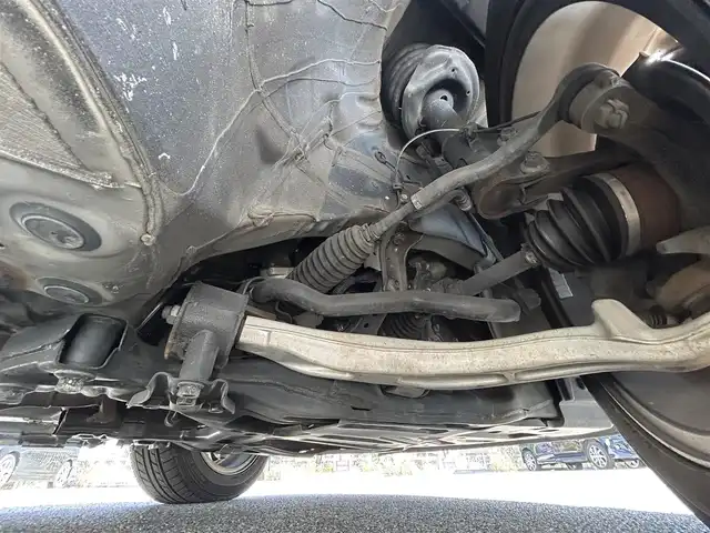 ホンダ オデッセイ アブソルート・EXホンダセンジング 滋賀県 2019(平31)年 6.1万km スーパープラチナメタリック 純正メーカーナビ/（AM/FM/CD/DVD/TVフルセグ//Bluetooth/USB/SD）/衝突軽減ブレーキ/両側パワースライドドア/レーンキープアシスト/レーダークルーズコントロール/コーナーセンサー/横滑り防止/ETC2.0/ステアリングスイッチ/ブラインドスポットモニター/360度カメラ（フロント/サイド/リア）/パーキングサポート/ハンズフリー/ECON/電動格納ミラー/シートヒーターD/N/プッシュスタート/スマートキー/アイドリングストップ/後席オットマン/HDMI/USB/ドライブレコーダー前後/パドルシフト/純正ドアバイザー/純正フロアマット/後席エアコン/オートライト/フロントフォグ