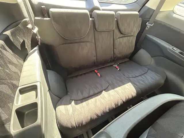 ホンダ オデッセイ アブソルート・EXホンダセンジング 滋賀県 2019(平31)年 6.1万km スーパープラチナメタリック 純正メーカーナビ/（AM/FM/CD/DVD/TVフルセグ//Bluetooth/USB/SD）/衝突軽減ブレーキ/両側パワースライドドア/レーンキープアシスト/レーダークルーズコントロール/コーナーセンサー/横滑り防止/ETC2.0/ステアリングスイッチ/ブラインドスポットモニター/360度カメラ（フロント/サイド/リア）/パーキングサポート/ハンズフリー/ECON/電動格納ミラー/シートヒーターD/N/プッシュスタート/スマートキー/アイドリングストップ/後席オットマン/HDMI/USB/ドライブレコーダー前後/パドルシフト/純正ドアバイザー/純正フロアマット/後席エアコン/オートライト/フロントフォグ