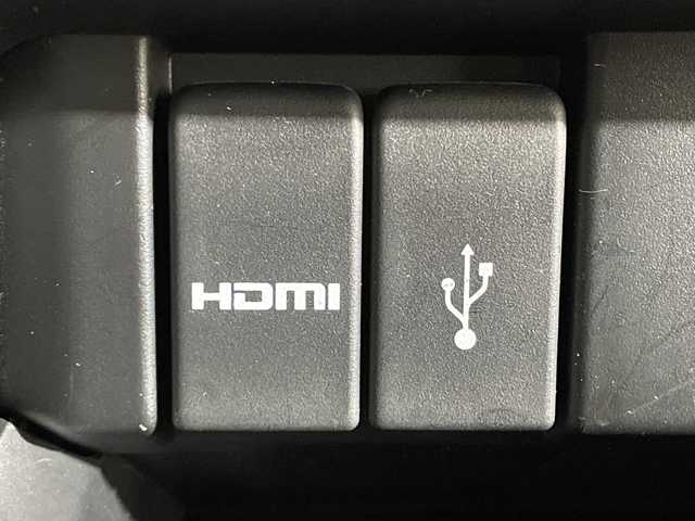 ホンダ オデッセイ アブソルート・EXホンダセンジング 神奈川県 2019(平31)年 6.1万km スーパープラチナメタリック ホンダセンシング/純正9型ナビ【VXM-197VFNi】/・BT/フルセグTV/SD/CD/DVD/HDNI/USB/全方位カメラ/両側電動スライドドア/ECON/コーナーセンサー/アイドリングストップ機能/スマートキー/プッシュスタートボタン/ビルトインETC2.0/前後ドライブレコーダー/ハーフレザーシート/パワーシート(D/N)/シートヒーター(D/N)/革巻きステアリング/ステアリングスイッチ/Autoライト/パドルシフト/オットマン/LEDヘッドライト/フォグランプ/電動格納ミラー/ウィンカーミラー/純正フロアマット/純正17インチアルミホイール/純正ドアバイザー