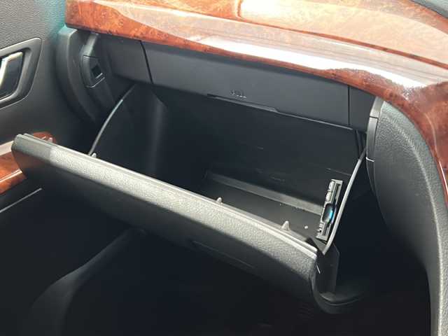 トヨタ アルファード 240S プライムセレクションⅡ 茨城県 2010(平22)年 7.5万km ホワイトパールクリスタルシャイン 純正HDDナビ/【フルセグTV/CD/DVD/Bluetooth/HDD】/バックカメラ/純正フリップダウンモニター/両側パワースライドドア/パワーバックドア/コーナーセンサー/横滑り防止装置/オートライト/社外20インチAW/社外サス/ETC/ウッドコンビステアリング/ステアリングスイッチ/社外フロアマット/プッシュスタート/スマートキー