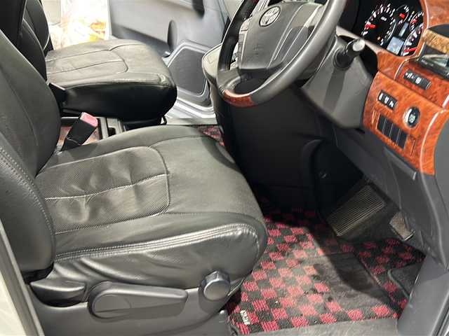 トヨタ アルファード 240S プライムセレクションⅡ 茨城県 2010(平22)年 7.5万km ホワイトパールクリスタルシャイン 純正HDDナビ/【フルセグTV/CD/DVD/Bluetooth/HDD】/バックカメラ/純正フリップダウンモニター/両側パワースライドドア/パワーバックドア/コーナーセンサー/横滑り防止装置/オートライト/社外20インチAW/社外サス/ETC/ウッドコンビステアリング/ステアリングスイッチ/社外フロアマット/プッシュスタート/スマートキー