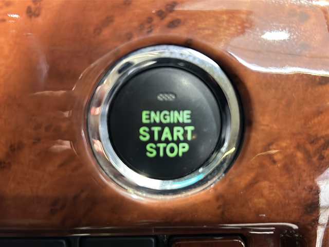 トヨタ アルファード 240S プライムセレクションⅡ 茨城県 2010(平22)年 7.5万km ホワイトパールクリスタルシャイン 純正HDDナビ/【フルセグTV/CD/DVD/Bluetooth/HDD】/バックカメラ/純正フリップダウンモニター/両側パワースライドドア/パワーバックドア/コーナーセンサー/横滑り防止装置/オートライト/社外20インチAW/社外サス/ETC/ウッドコンビステアリング/ステアリングスイッチ/社外フロアマット/プッシュスタート/スマートキー