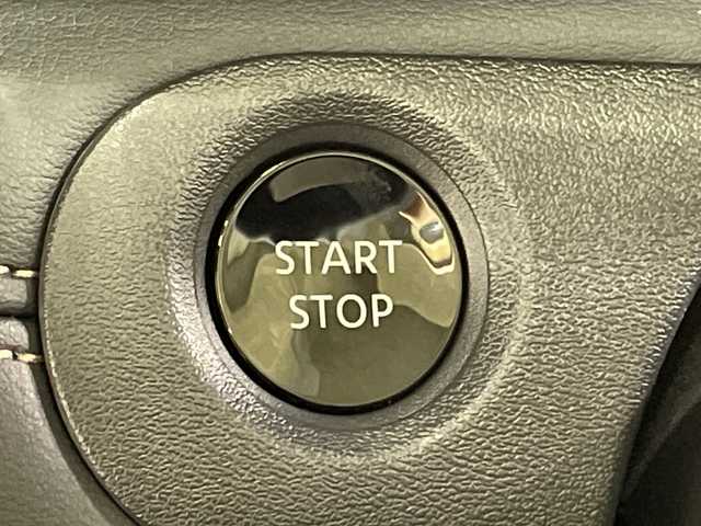 日産 セレナ e－パワー ハイウェイスター V 神奈川県 2025(令7)年 0.1千km プリズムホワイト 純正12.3型HDDナビゲーション/AM FM フルセグ Bluetooth HDMI AppleCarPlay /インテリジェントアラウンドビューモニター/両側パワースライドドア/プロパイロット/アダプティブクルーズコントロール/ブラインドスポットモニター/ETC2.0/ステアリングスイッチ/デジタルインナーミラー/スマートキー/スペアキー/LEDヘッドライト/オートライト/オートマチックハイビーム/純正16インチアルミホイル/レーントレーシングアラート/クリアランスソナー