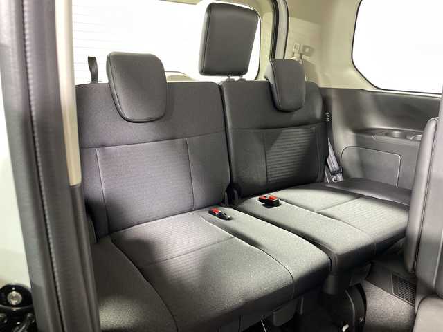 日産 セレナ e－パワー ハイウェイスター V 神奈川県 2025(令7)年 0.1千km プリズムホワイト 純正12.3型HDDナビゲーション/AM FM フルセグ Bluetooth HDMI AppleCarPlay /インテリジェントアラウンドビューモニター/両側パワースライドドア/プロパイロット/アダプティブクルーズコントロール/ブラインドスポットモニター/ETC2.0/ステアリングスイッチ/デジタルインナーミラー/スマートキー/スペアキー/LEDヘッドライト/オートライト/オートマチックハイビーム/純正16インチアルミホイル/レーントレーシングアラート/クリアランスソナー