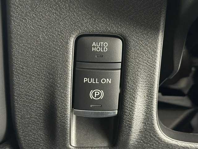 日産 セレナ e－パワー ハイウェイスター V 兵庫県 2025(令7)年 0.1千km パールⅡ 登録済未使用車/純正ディスプレイオーディオ/純正メモリナビ/（Bluetooth/USB/HDMI/フルセグ）/純正ミラー内蔵ドライブレコーダー/アラウンドビューモニター/インテリジェントルームミラー/プロパイロット/エマージェンシーブレーキ/LKA/BSM/ACC/コーナーセンサー/ビルトインETC2.0/両側パワースライドドア/ワイヤレス充電/オートハイビーム/LEDヘッドライト/LEDフォグランプ/純正16インチアルミホイール/スペアキー×１