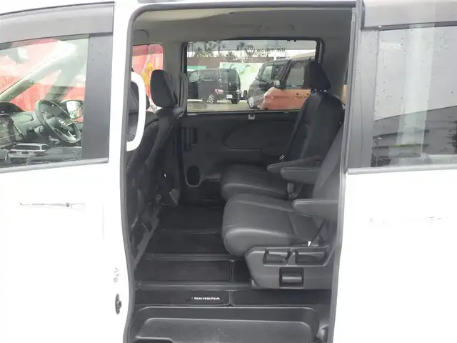 日産 セレナ e－パワー ハイウェイスター V 千葉県 2021(令3)年 3.5万km ブリリアントホワイトパール エマージェンシーブレーキ/プロパイロット/インテリジェントクルーズコントロール/インテリジェントルームミラー/ハンズフリー両側パワースライドドア/純正SDナビ/地デジTV/【BD/DVD/CD再生機能　Bluetooth接続】/アラウンドビューモニター/ドライブレコーダー/革巻きステアリング/ステアリングスイッチ/ETC/LEDヘッドライト/フォグライト/ウインカーミラー/コーナーセンサー/純正15インチアルミホイル/サイド/カーテンエアバッグ/インテリジェントキー