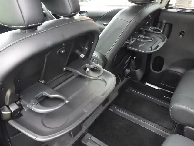 日産 セレナ e－パワー ハイウェイスター V 千葉県 2021(令3)年 3.5万km ブリリアントホワイトパール エマージェンシーブレーキ/プロパイロット/インテリジェントクルーズコントロール/インテリジェントルームミラー/ハンズフリー両側パワースライドドア/純正SDナビ/地デジTV/【BD/DVD/CD再生機能　Bluetooth接続】/アラウンドビューモニター/ドライブレコーダー/革巻きステアリング/ステアリングスイッチ/ETC/LEDヘッドライト/フォグライト/ウインカーミラー/コーナーセンサー/純正15インチアルミホイル/サイド/カーテンエアバッグ/インテリジェントキー