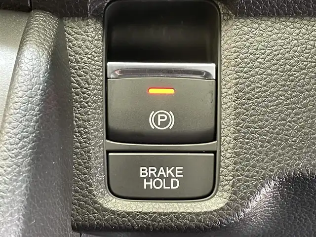 ホンダ Ｎ ＯＮＥ RS 岩手県 2021(令3)年 1.6万km クリスタルブラックパール 6速マニュアルミッション/無限カーボンシフトノブ/ターボ/ホンダセンシング/衝突軽減ブレーキ/歩行者事故低減ステアリング/路外逸脱抑制機能/アダプティブクルーズコントロール/車線維持支援機能/オートハイビーム/パーキングセンサー/オートブレーキホールド/横滑り防止装置/アイドリングストップ/前席シートヒーター/純正ナビ/フルセグTV/バックカメラ/ETC/フルLEDヘッドライト/LEDフォグライト/純正１５インチアルミホイール