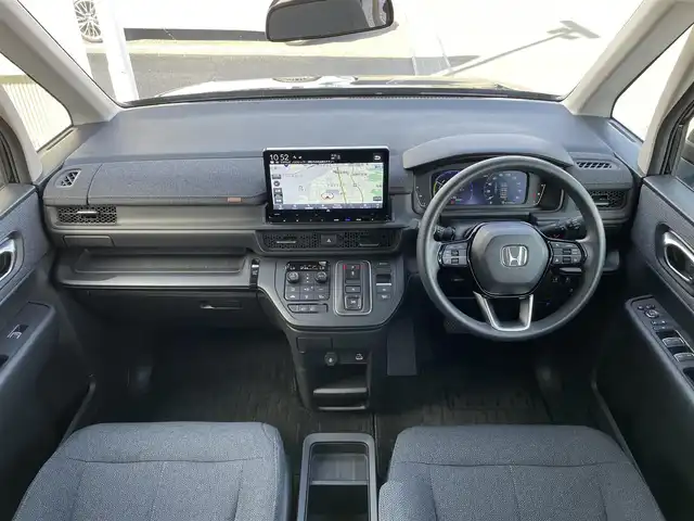 ホンダ ステップワゴン eHEV エアー 東京都 2024(令6)年 1.1万km クリスタルブラックパール ホンダセンシング/両側パワースライドドア/ホンダGATHERS純正ナビ/（CD、DVD、BT、TV、SD）/ACC/Ｂカメラ/コーナーセンサー/ステアリングアシスト/純正ＬＥＤ/オートホールド/ＩＳＯＦＩＸ/純正フロアマット/ＥＴＣ