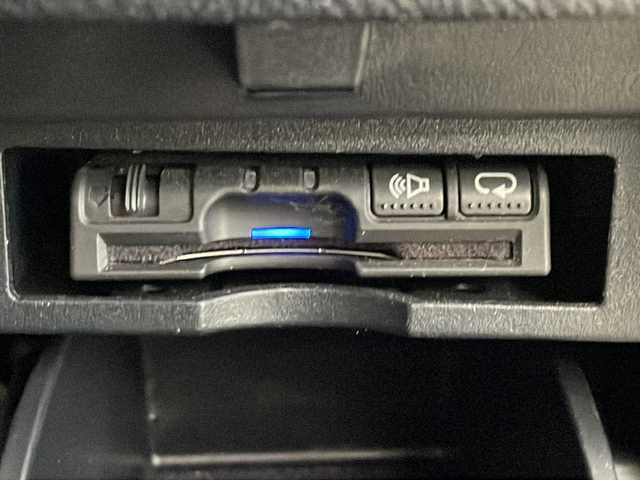 トヨタ ヴェルファイア Z Gエディション 徳島県 2019(令1)年 8.8万km ブラック 社外11型SDナビ　EX11Z/（ラジオ/フルセグ/DISC/BT/USB）/10.1型フリップダウンモニター/バックカメラ/追従式クルーズコントロール/ステアリングヒーター/前席シートヒーター/前席パワーシート/前席エアーシート/前後コーナーセンサー/両側電動スライドドア/LEDヘッドライト/パワーバックドア/先行者発進告知/純正18インチAW/社外ドライブレコーダー