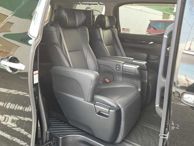 トヨタ ヴェルファイア Z Gエディション 徳島県 2019(令1)年 8.8万km ブラック 社外11型SDナビ　EX11Z/（ラジオ/フルセグ/DISC/BT/USB）/10.1型フリップダウンモニター/バックカメラ/追従式クルーズコントロール/ステアリングヒーター/前席シートヒーター/前席パワーシート/前席エアーシート/前後コーナーセンサー/両側電動スライドドア/LEDヘッドライト/パワーバックドア/先行者発進告知/純正18インチAW/社外ドライブレコーダー