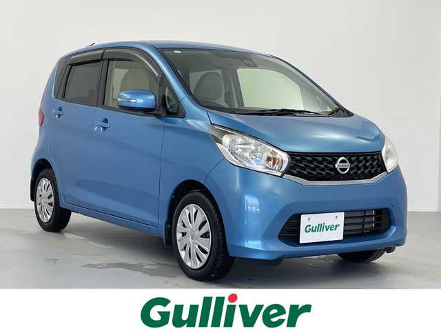 日産 デイズ X Vセレ +SeftyⅡ 奈良県 2015(平27)年 0.4万km シリカグリーン 純正オーディオ/バックカメラ/アラウンドビューモニター/FM/AM/AUX/純正ドアバイザー/純正フロアマット/電格ウインカーミラー/プッシュスタート