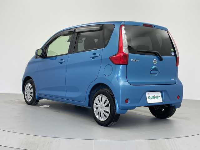 日産 デイズ X Vセレ +SeftyⅡ 奈良県 2015(平27)年 0.4万km シリカグリーン 純正オーディオ/バックカメラ/アラウンドビューモニター/FM/AM/AUX/純正ドアバイザー/純正フロアマット/電格ウインカーミラー/プッシュスタート