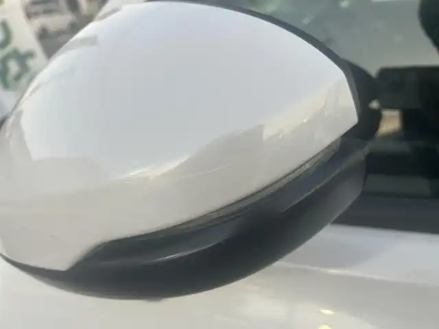 ホンダ ＺＲ－Ｖ ハイブリッド e:HEV Z 岡山県 2024(令6)年 4万km プラチナホワイトパール 登録時走行距離39348km/純正9インチナビ/フルセグTV(AM.FM.TV.BT)/全方位カメラ/ETC2.0/ブラインドスポットモニター/シートヒーター/ステアリングヒーター/クリアランスソナー/衝突軽減ブレーキ/横滑り防止装置/クルーズコントロール(追従走行あり)/車線逸脱警報（レーンキープアシスト）/オートライト/オートマチックハイビーム/アイドリングストップ/電動リアゲート/18インチ純正AW/純正フロアマット/レザーシート/D+N席パワシート/保証書/取扱説明書