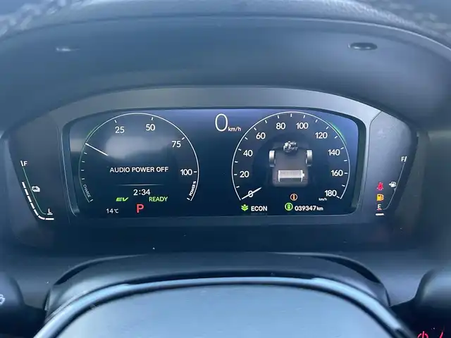 ホンダ ＺＲ－Ｖ ハイブリッド e:HEV Z 岡山県 2024(令6)年 4万km プラチナホワイトパール 登録時走行距離39348km/純正9インチナビ/フルセグTV(AM.FM.TV.BT)/全方位カメラ/ETC2.0/ブラインドスポットモニター/シートヒーター/ステアリングヒーター/クリアランスソナー/衝突軽減ブレーキ/横滑り防止装置/クルーズコントロール(追従走行あり)/車線逸脱警報（レーンキープアシスト）/オートライト/オートマチックハイビーム/アイドリングストップ/電動リアゲート/18インチ純正AW/純正フロアマット/レザーシート/D+N席パワシート/保証書/取扱説明書