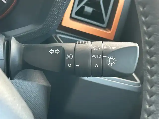 ダイハツ タフト G 愛媛県 2020(令2)年 3.8万km フォレストカーキメタリック 社外SDナビ/フルセグテレビ CD DVD Bluetooth/バックカメラ/ガラスルーフ/純正15インチAW/シートヒーター/スマートキー/スペアキー有/純正ETC/LEDオートヘッドライト/衝突軽減システム/社外ドライブレコーダー/横滑り防止機能/フォグランプ/コーナーセンサー/電子パーキング/プッシュスタート/パワーステアリング/パワーウィンドウ