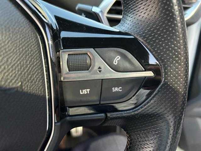 プジョー ３００８ GT ブルー HDi 埼玉県 2018(平30)年 6.7万km 白Ⅱ ハーフレザーシート/ＡＣＣ/純正ナビゲーションシステム/(Bluetooth/USB/フルセグ)/バックカメラ/電動リアゲート/純正１８インチアルミホイール/ＥＴＣ/ドライブレコーダー