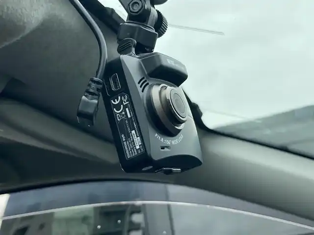 トヨタ パッソ モーダ 静岡県 2017(平29)年 5.7万km ダークエメラルドマイカ 社外7Vインチナビ(CN-RE03WD)/　AM FM CD DVD Bluetooth/ビルトインETC/LEDヘッドランプ/スマートキー&プッシュスタート/ステアリングスイッチ/アイドリングストップ/ドアバイザー/純正フロアマット/フルセグTV/バックモニター/前方ドライブレコーダー