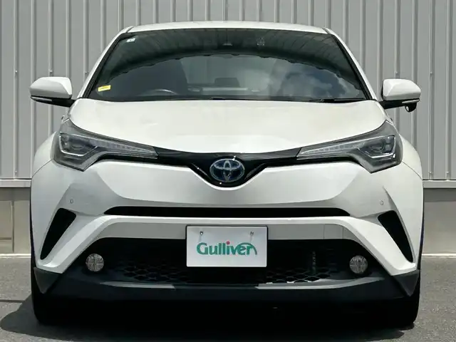 トヨタ Ｃ－ＨＲ G 群馬県 2017(平29)年 3.6万km ホワイトパールクリスタルシャイン 純正SDナビ/（CD/DVD/SD/Bluetooth/FM/AM/フルセグTV）/クルーズコントロール/純正前方ドラレコ（DRT-H66A）/バックカメラ/前席シートヒーター・エアシート/衝突被害軽減ブレーキ/レーンキープアシスト/ブラインドスポットモニター/LEDヘッドライト/オートライト/電子パーキング/オートブレーキホールド/プッシュスタート/純正18インチアルミホイール/純正フロアマット/純正ETC/自動防眩ミラー/保証書/取扱説明書/スペアキー