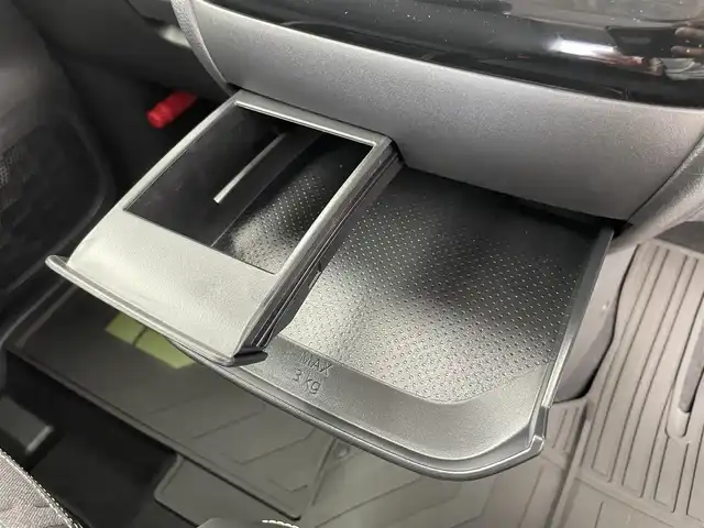 三菱 デリカミニ T プレミアム 富山県 2025(令7)年 0.1千km 緑Ⅱ 登録済未使用車/4WD/純正9型DA（AM/FM/CD/DVD/USB/BT）/バックカメラ/デジタルインナーミラー/両側パワースライドドア/衝突被害軽減ブレーキ/アダプティブクルーズコントロール/レーンキープアシスト/オートマチックハイビーム/LEDヘッドライト/クリアランスソナー/ハーフレザーシート/前席シートヒーター/純正15インチAW/スマートキー×２/プッシュスタート/純正フロアマット/取扱説明書/保証書
