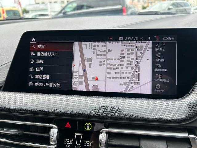 ＢＭＷ ＢＭＷ １１８ｄ プレイ 埼玉県 2021(令3)年 2.2万km 白 ワンオーナー　/Ｂｌｕｅｔｏｏｔｈ接続　/バックカメラ　/ＬＥＤヘッドライト　/アダプティブクルーズコントロール　/前後ドライブレコーダー　/スマートキー