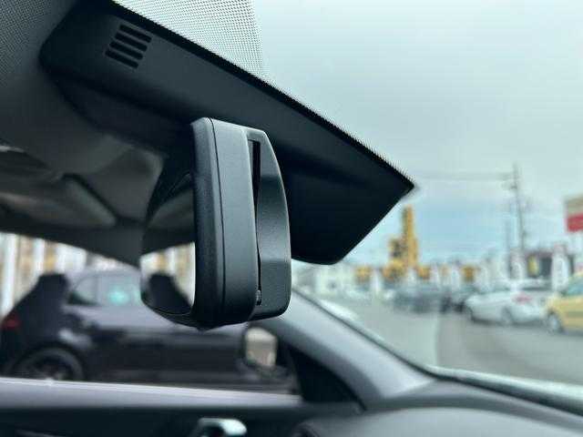 ＢＭＷ ＢＭＷ １１８ｄ プレイ 埼玉県 2021(令3)年 2.2万km 白 ワンオーナー　/Ｂｌｕｅｔｏｏｔｈ接続　/バックカメラ　/ＬＥＤヘッドライト　/アダプティブクルーズコントロール　/前後ドライブレコーダー　/スマートキー