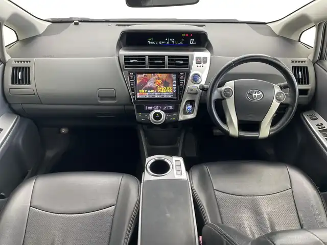 トヨタ プリウス α S ツーリングセレクション 愛知県 2013(平25)年 3.8万km ホワイトパールクリスタルシャイン ALPINE8型ナビ/・Bluetooth/・CD/DVD/・フルセグテレビ/バックカメラ/スマートキー/エンジンプッシュスタートボタン/純正フロアマット/ＥＴＣ/オートライト/キセノンヘッドライト/Ｗ/サイドエアバッグ