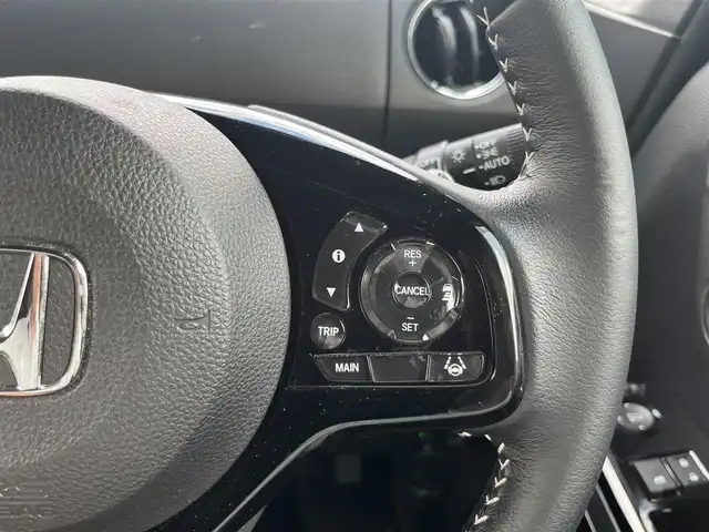 ホンダ Ｎ ＢＯＸ カスタム L ターボ スタイル+ブラック 滋賀県 2022(令4)年 5.2万km プラチナホワイトパール 純正メモリーナビ/・CD/DVD/Blutooth/USB/バックカメラ/ハーフレザーシート/シートヒーター/両側自動スライドドア/追従付きクルーズコントロール/LEDヘッドライト/パドルシフト/革巻きステアリング/オートパーキングホールド/ドライブレコーダー