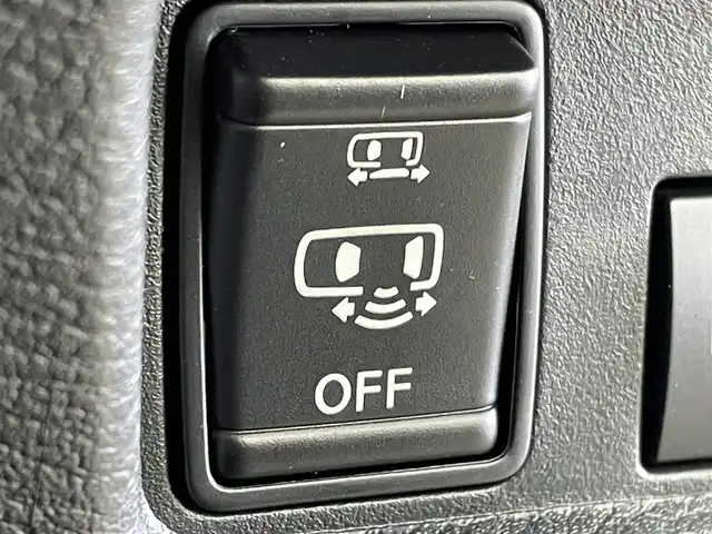 三菱 デリカミニ T プレミアム 群馬県 2025(令7)年 0.1千km アイボリー 届出済未使用車　純正１０インチディスプレイオーディオ　全方位　アダプティブクルーズコントロール　レーンアシスト　衝突軽減　両側パワースライドドア　オートマチックハイビーム　横滑り　障害物センサー　禁煙