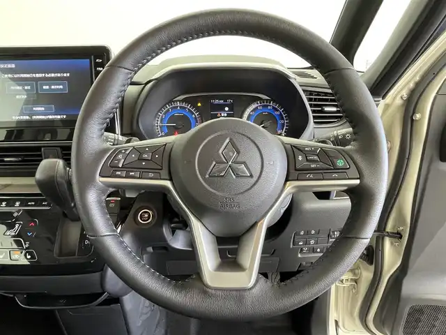 三菱 デリカミニ T プレミアム 群馬県 2025(令7)年 0.1千km アイボリー 届出済未使用車　純正１０インチディスプレイオーディオ　全方位　アダプティブクルーズコントロール　レーンアシスト　衝突軽減　両側パワースライドドア　オートマチックハイビーム　横滑り　障害物センサー　禁煙