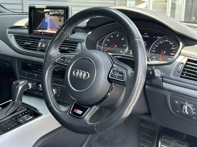 アウディ Ａ７ SB 2.0 TFSI クワトロ S LINE P 茨城県 2017(平29)年 2.4万km グレイシアホワイトメタリック アシスタンスパッケージ /ACC /レーンアシスト/サイドアシスト/マトリクスLED /黒革 /シートヒーター /M付パワーシート /BOSEサウンド /アクティブリアスポイラー /Bカメラ/パーキングエイド /ナビ /TV /BT/USB/DVD/CD/ETC2.0 /禁煙車