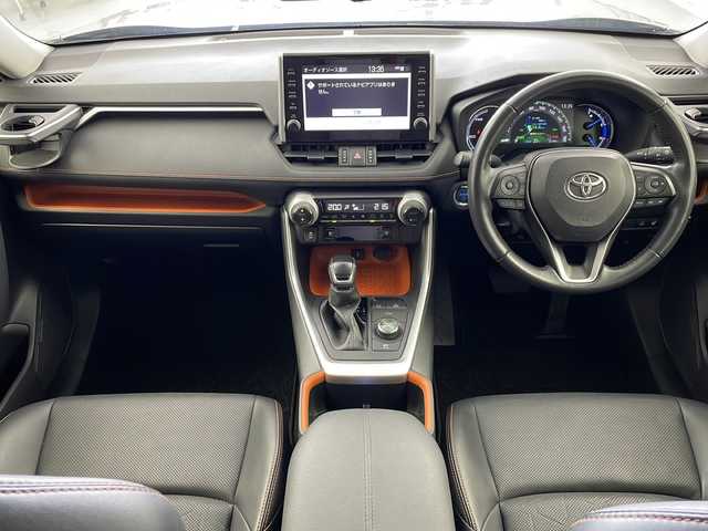 トヨタ ＲＡＶ４ ハイブリッド アドベンチャー 熊本県 2022(令4)年 2.6万km アーバンカーキ JAOSバンパー/ノーズプロテクター/9インチディスプレイオーディオ/LEDヘッドライト/オートライト/オートマチックハイビーム/ドライブレコーダー/ステアリングヒーター/ブラインドスポットモニター/追従型クルーズコントロール/衝突軽減ブレーキ/純正19インチアルミホイール/シートヒーター/ベンチレーション/AC100V/ETC