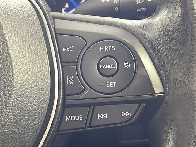 トヨタ ＲＡＶ４ ハイブリッド アドベンチャー 熊本県 2022(令4)年 2.6万km アーバンカーキ JAOSバンパー/ノーズプロテクター/9インチディスプレイオーディオ/LEDヘッドライト/オートライト/オートマチックハイビーム/ドライブレコーダー/ステアリングヒーター/ブラインドスポットモニター/追従型クルーズコントロール/衝突軽減ブレーキ/純正19インチアルミホイール/シートヒーター/ベンチレーション/AC100V/ETC