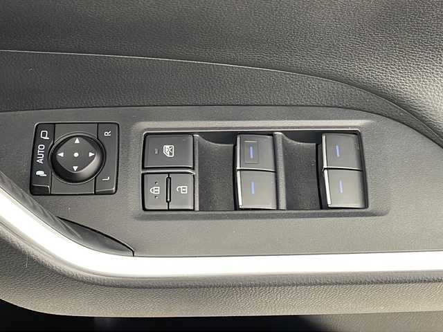 トヨタ ＲＡＶ４ ハイブリッド アドベンチャー 熊本県 2022(令4)年 2.6万km アーバンカーキ JAOSバンパー/ノーズプロテクター/9インチディスプレイオーディオ/LEDヘッドライト/オートライト/オートマチックハイビーム/ドライブレコーダー/ステアリングヒーター/ブラインドスポットモニター/追従型クルーズコントロール/衝突軽減ブレーキ/純正19インチアルミホイール/シートヒーター/ベンチレーション/AC100V/ETC