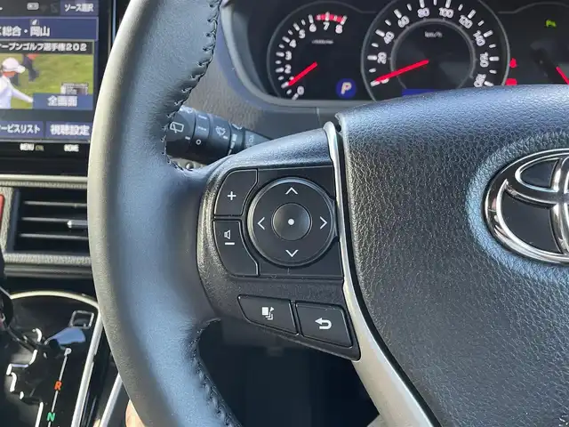 トヨタ ヴォクシー ZS 煌Ⅲ 岡山県 2020(令2)年 2.2万km ブラッキッシュアゲハガラスフレーク 純正9インチナビ/フルセグTV、CD、DVD、AM、FM/Bluetooth/純正12インチフリップダウンモニター/バックカメラ/ETC/前後ドライブレコーダー/クルーズコントロール/TVキャンセラー/両側パワースライドドア/トヨタセーフティセンス