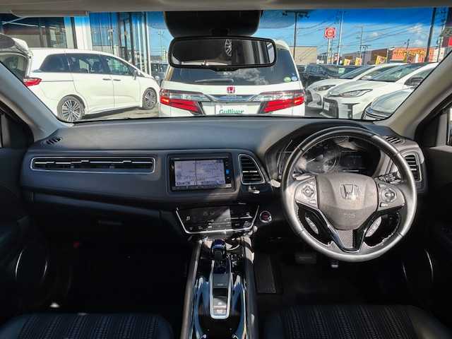 ホンダ ヴェゼル ハイブリッド Z ホンダセンシング 宮城県 2017(平29)年 12.1万km ホワイトオーキッドパール 登録時走行距離120605km/ワンオーナー/CD・DVD・TV・BT・AM/FM/バックカメラ/ETC/追従式クルーズコントロール/デュアルエアコン/ブレーキホールド/レーンキープ/プッシュスタート/衝突軽減機能/純正フロアマット/電動格納ミラー/ドアバイザー/フォグランプ/ナンバーフレーム