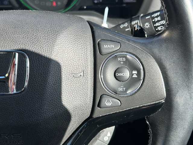 ホンダ ヴェゼル ハイブリッド Z ホンダセンシング 宮城県 2017(平29)年 12.1万km ホワイトオーキッドパール 登録時走行距離120605km/ワンオーナー/CD・DVD・TV・BT・AM/FM/バックカメラ/ETC/追従式クルーズコントロール/デュアルエアコン/ブレーキホールド/レーンキープ/プッシュスタート/衝突軽減機能/純正フロアマット/電動格納ミラー/ドアバイザー/フォグランプ/ナンバーフレーム