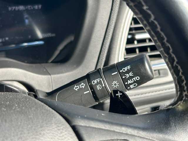 ホンダ ヴェゼル ハイブリッド Z ホンダセンシング 宮城県 2017(平29)年 12.1万km ホワイトオーキッドパール 登録時走行距離120605km/ワンオーナー/CD・DVD・TV・BT・AM/FM/バックカメラ/ETC/追従式クルーズコントロール/デュアルエアコン/ブレーキホールド/レーンキープ/プッシュスタート/衝突軽減機能/純正フロアマット/電動格納ミラー/ドアバイザー/フォグランプ/ナンバーフレーム