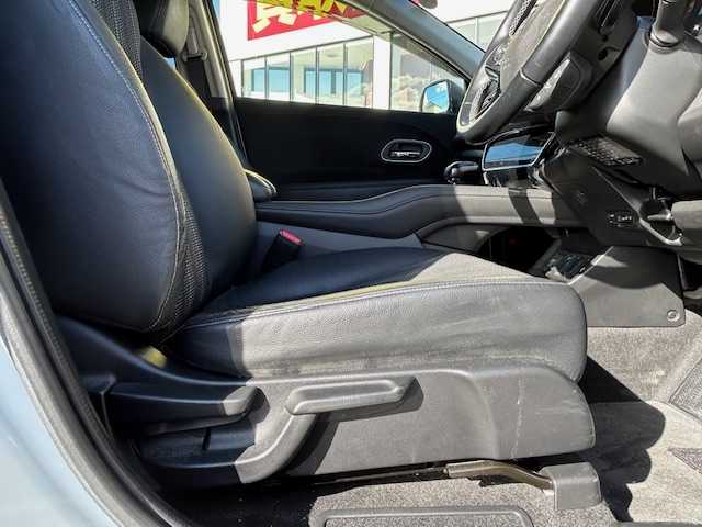 ホンダ ヴェゼル ハイブリッド Z ホンダセンシング 宮城県 2017(平29)年 12.1万km ホワイトオーキッドパール 登録時走行距離120605km/ワンオーナー/CD・DVD・TV・BT・AM/FM/バックカメラ/ETC/追従式クルーズコントロール/デュアルエアコン/ブレーキホールド/レーンキープ/プッシュスタート/衝突軽減機能/純正フロアマット/電動格納ミラー/ドアバイザー/フォグランプ/ナンバーフレーム